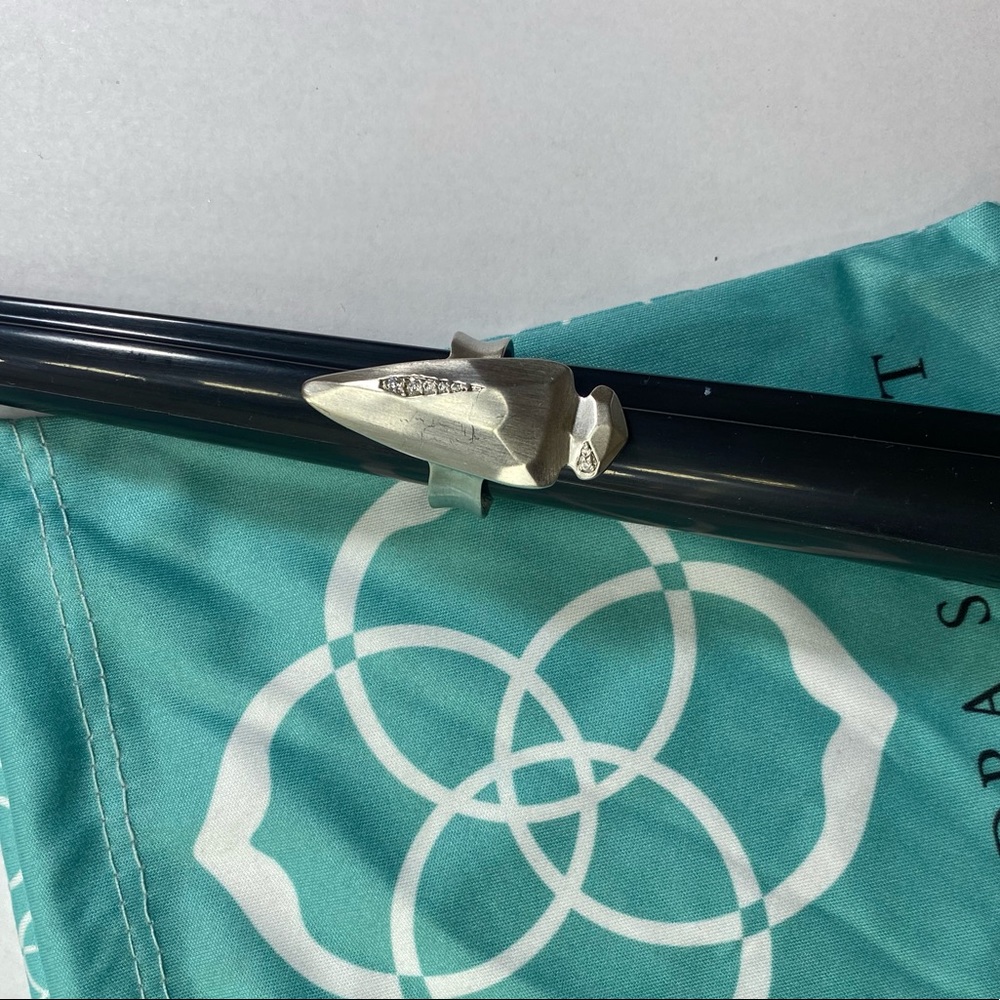 Kendra Scott Sally Arrowhead Ring Adjustable - image 4